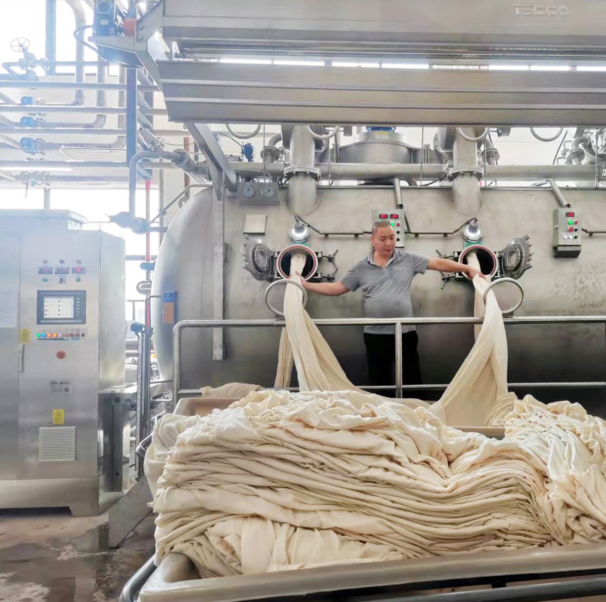 76d3b5c4b8065c5d64c42700049b59a